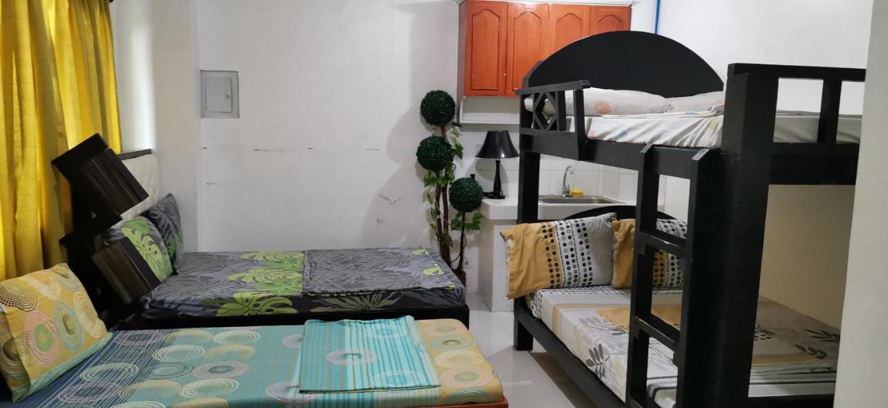 N&J Lopez Lodging House Пасай Екстериор снимка